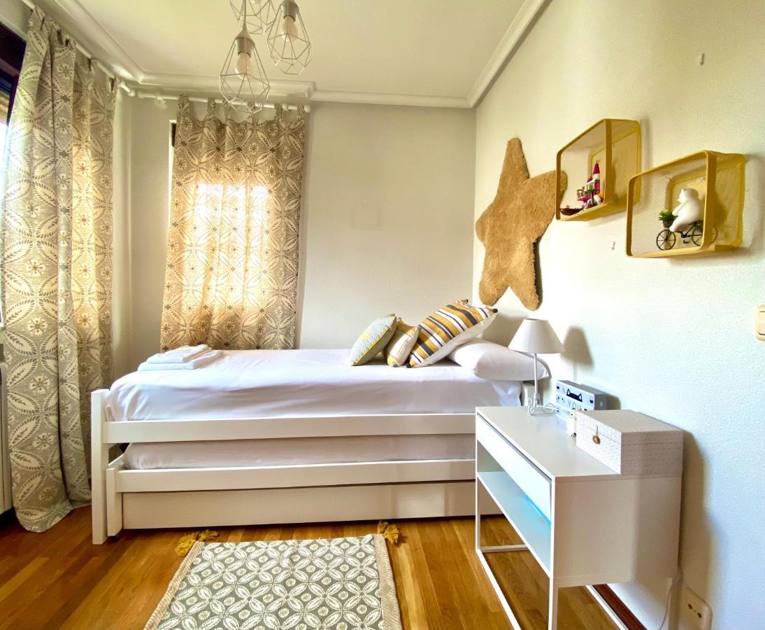 Villa Housing Leon Casa Con Jardin Extérieur photo